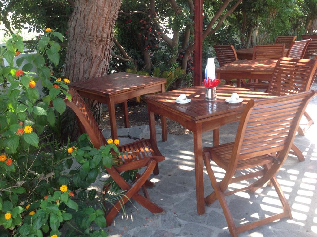 Cala Cavone Guest House ปอนซา ภายนอก รูปภาพ