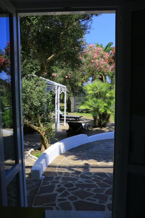 Cala Cavone Guest House ปอนซา ภายนอก รูปภาพ
