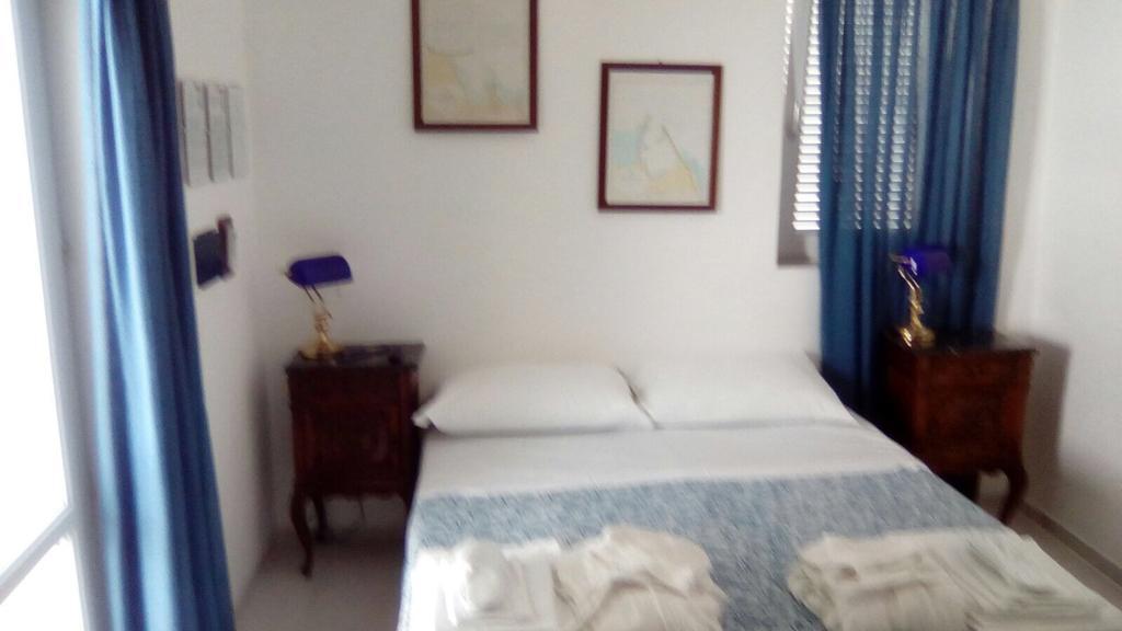Cala Cavone Guest House ปอนซา ภายนอก รูปภาพ