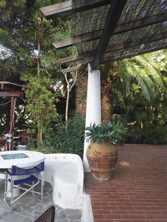 Cala Cavone Guest House ปอนซา ภายนอก รูปภาพ