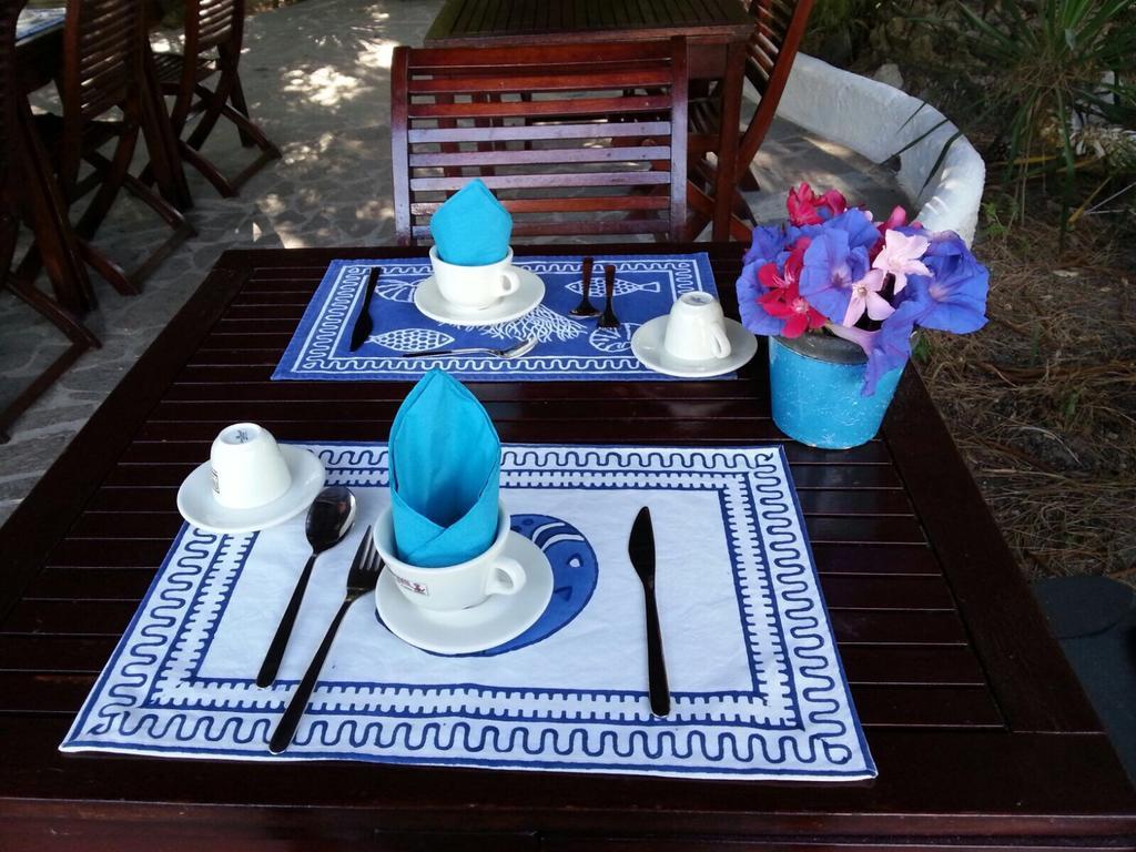 Cala Cavone Guest House ปอนซา ภายนอก รูปภาพ